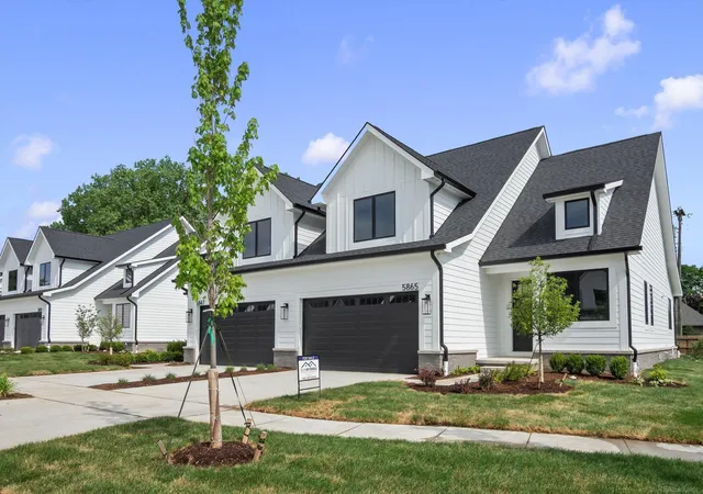 1st image of 5865 Heights Dr #Unit 1 / Building 1, Sterling Heights, MI 48314 | MLS# 50196039