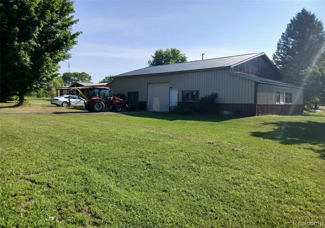 Photo 4 of Single family home for sale at 1938 N Englehart Rd, Deford, MI 48729 9648 | MLS# 61015142 | Listing updated on 2026-08-28