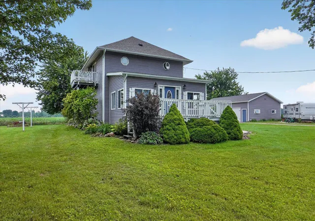 Homes for sale in Chesaning, MI | 15151 Bishop Rd, Chesaning, MI 48616 | MLS# 50212947
