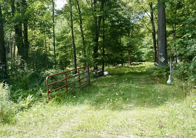 1st image of 3077 S Tyndall Rd, Branch, MI 49402 | MLS# 70525402
