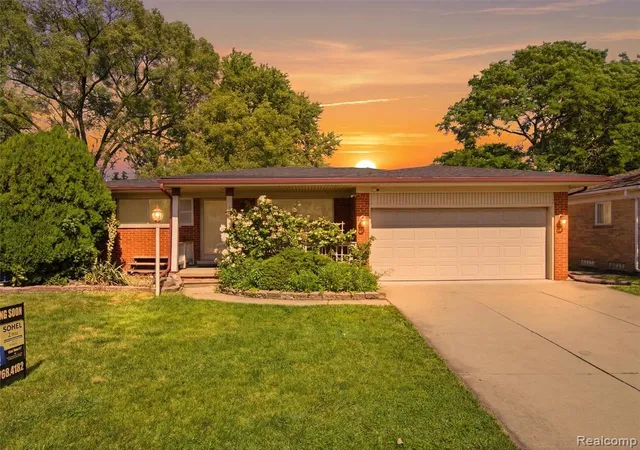 1st image of 26826 Palomino Ave, Warren, MI 48089 4644 | MLS# 61004794