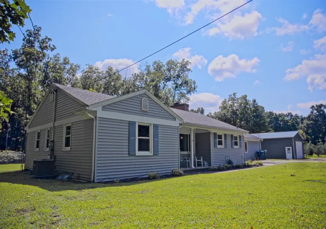 Photo 3 of Single family home for sale at 15783 Portage Rd, Vicksburg, MI 49097 | MLS# 70553975 | Listing updated on 2026-09-17