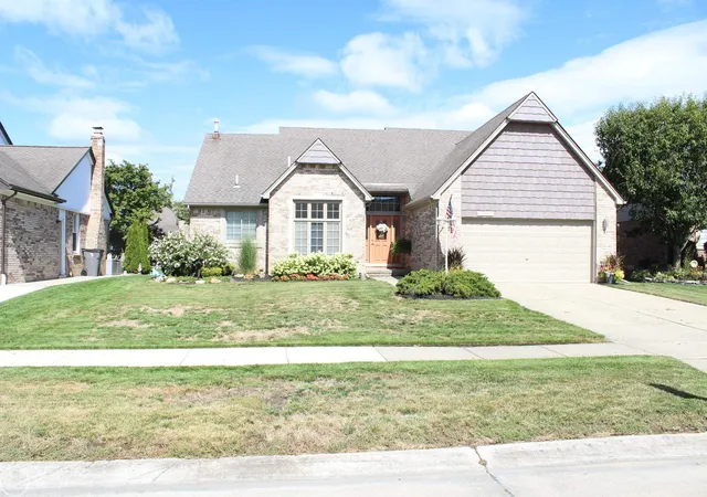Photo 1 of Single family home for sale at 20315 Dunham Rd, Clinton Township, MI 48038 | MLS# 50219614 | Listing updated on 2026-09-17