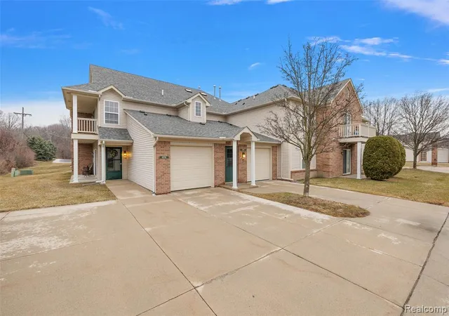 Homes for sale in Macomb, MI | 45765 Cagney Dr, Macomb, MI 48044 | MLS# 60975672