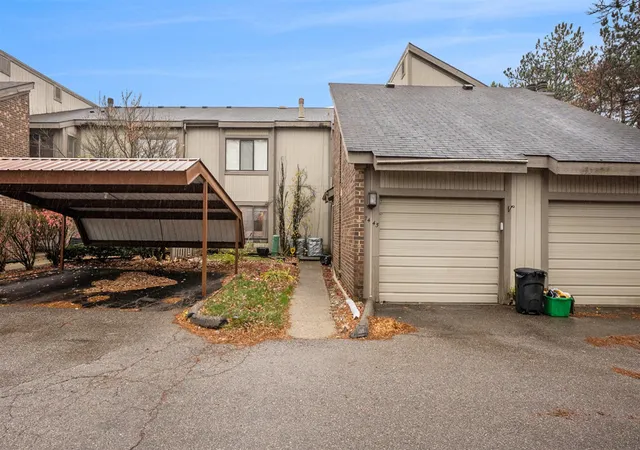 Condo for sale at 7445 Radcliff Ct, West Bloomfield, MI 48322 | MLS# 70475615 | Listing updated on 2025-07-07