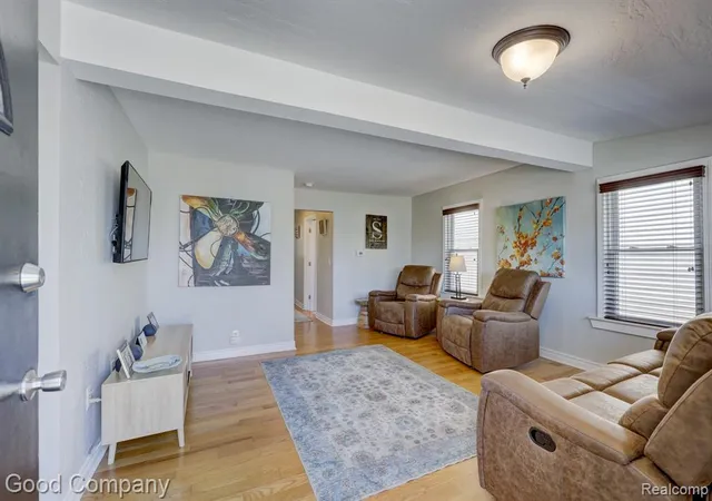 Homes for sale in Hazel Park, MI | 45 W Morehouse Ave, Hazel Park, MI 48030 | MLS# 60999620