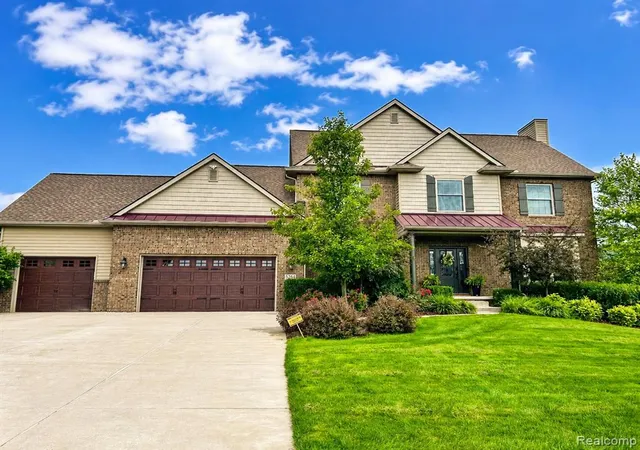 Photo 1 of Sale Pending at 5264 Coulter Lake Blvd, Clarkston, MI 48348 3190 | MLS# 61025333 | Listing updated on 2026-08-28