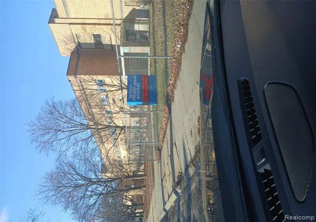 3rd image of 7776 Asbury Park, Detroit, MI 48228 | MLS# 60974369