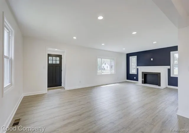 3rd image of 3357 Berkshire Ave, Warren, MI 48091 | MLS# 60995301