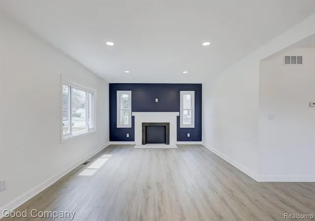 4th image of 3357 Berkshire Ave, Warren, MI 48091 | MLS# 60995301