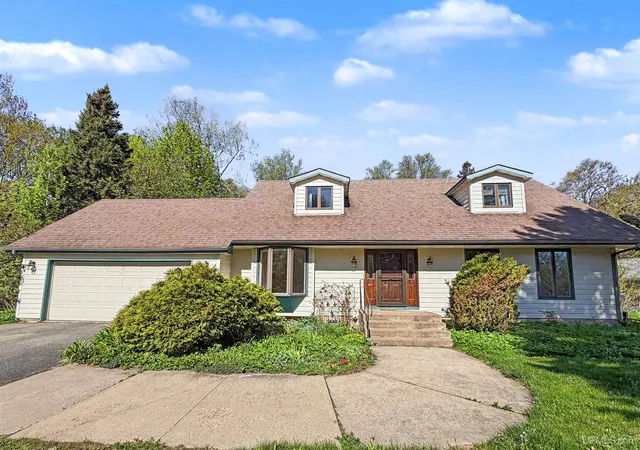1st image of 610 Brule Rd, Marquette, MI 49855 | MLS# 50203433