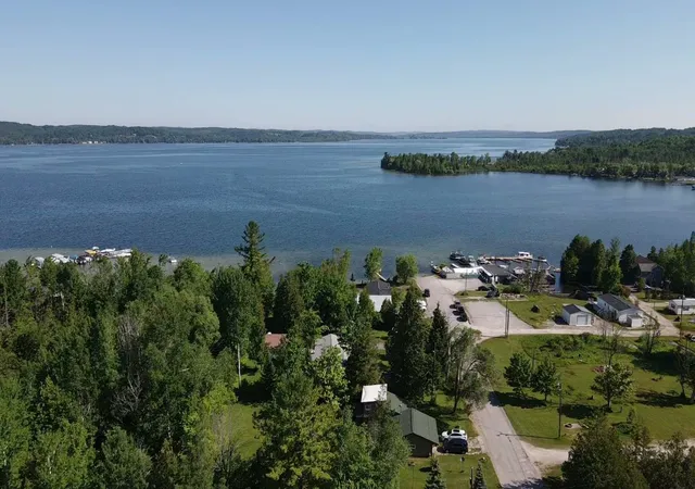 Homes for sale in Traverse City, MI | 6669 E Fouch Rd, Traverse City, MI 49684 | MLS# 80067876