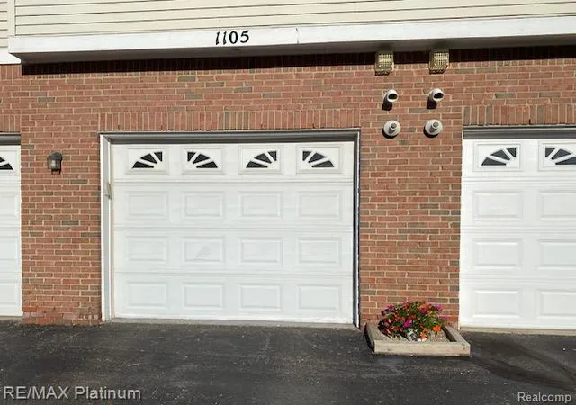 Homes for sale in Howell, MI | 1105 S Rial Lake Dr #45, Howell, MI 48843 | MLS# 61006312