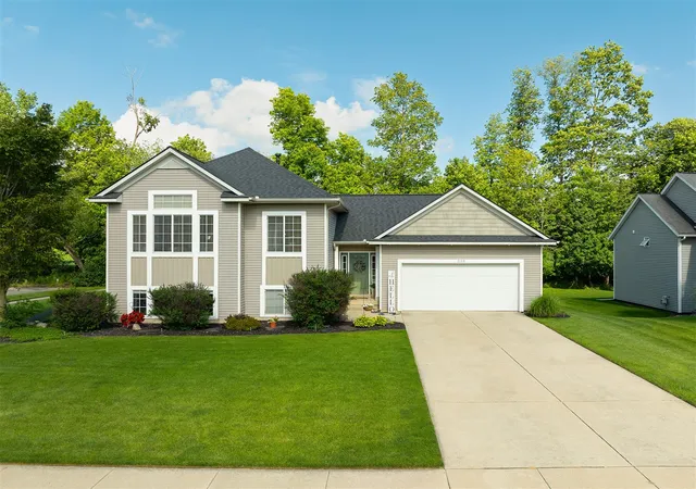 Homes for sale in Grand Rapids, MI | 2198 Applegate Dr, Grand Rapids, MI 49534 | MLS# 70542014