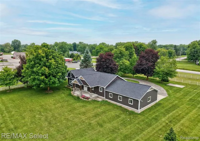 3rd image of 11025 Davison Rd, Davison, MI 48423 | MLS# 61007476