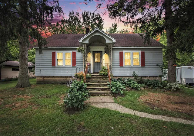 1st image of 7079 Us 12, Three Oaks, MI 49128 | MLS# 70489832