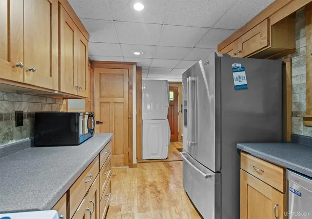 Photo 3 of Single family home for sale at 801 W Calverley Ave, Houghton, MI 49931 | MLS# 50217524 | Listing updated on 2026-08-18