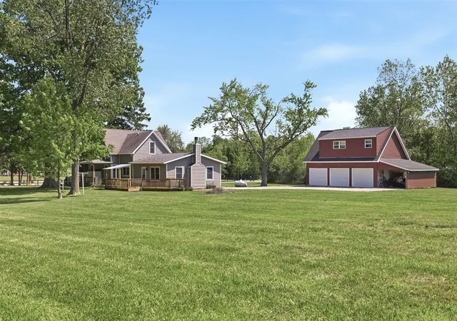 Homes for sale in Lakeside, MI | 7780 W East Rd, Lakeside, MI 49116 | MLS# 70542461