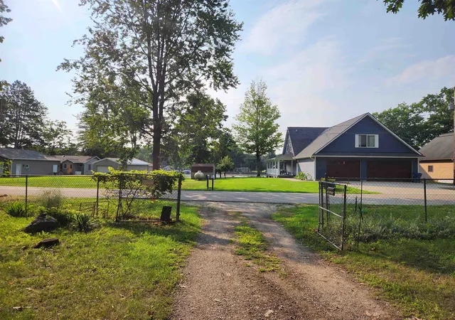 6th image of 4172 Betty Lee Blvd, Gladwin, MI 48624 | MLS# 50218792