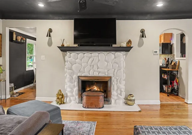 Photo 3 of Single family home for sale at 929 Bacon Ave, Portage, MI 49002 | MLS# 70552473 | Listing updated on 2026-08-28