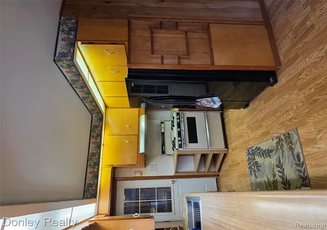 Photo 3 of Single family home for sale at 1611 Van Dyke Rd, Decker, MI 48426 9705 | MLS# 61025303 | Listing updated on 2026-09-06