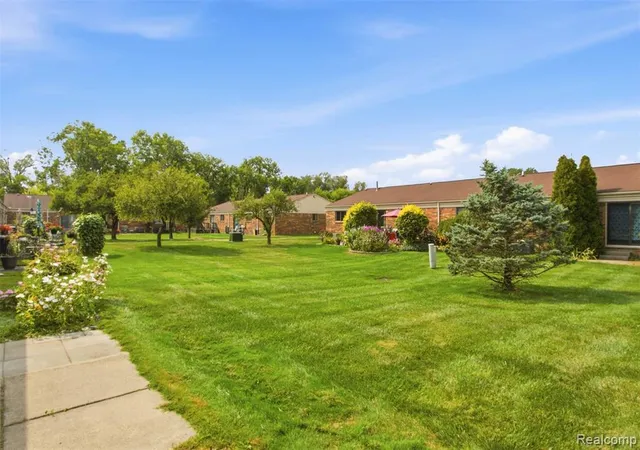 Photo 16 of Sale Pending at 11389 Faircrest Dr, Washington, MI 48094 | MLS# 61020825 | Listing updated on 2026-09-02