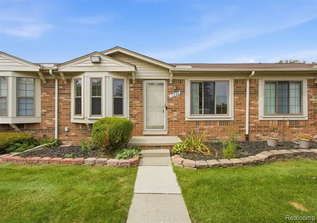 Photo 1 of Sale Pending at 11389 Faircrest Dr, Washington, MI 48094 | MLS# 61020825 | Listing updated on 2026-09-02