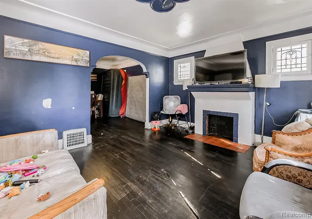 5th image of 13511 Wisconsin St, Detroit, MI 48238 | MLS# 60929301
