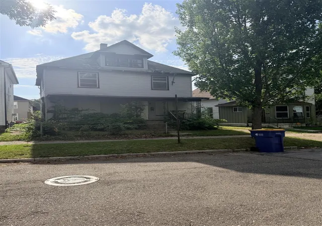 Homes for sale in Grand Rapids, MI | 655 Dolbee Ave, Grand Rapids, MI 49506 | MLS# 70542563