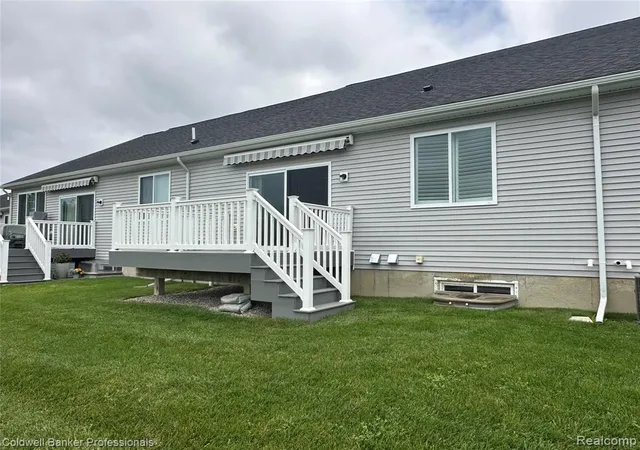Listing Photo 3 - Condo for sale in building located at 1387 Lincoln St, Lapeer, MI 48446
