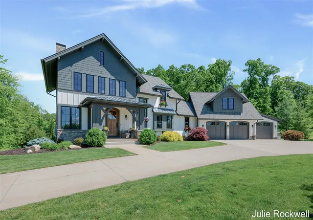 Homes for sale in Ada, MI | 8279 Revado Hills Ct, Ada, MI 49301 | MLS# 70540147