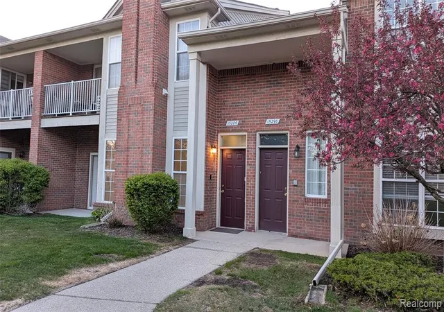 Homes for sale in Clinton Township, MI | 15286 Cornell Dr, Clinton Township, MI 48038 | MLS# 60996012