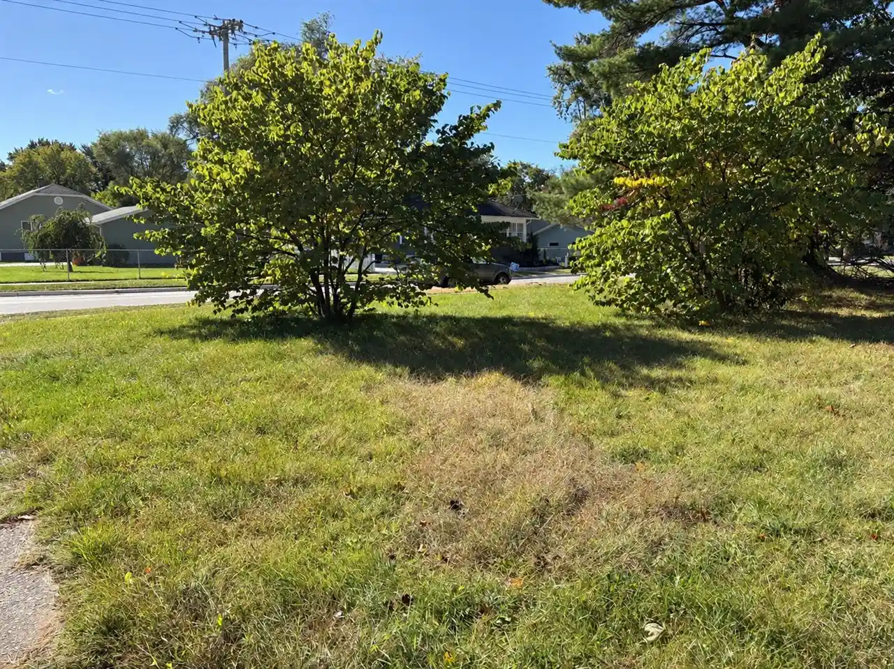Photo 1 of Land for sale at 1094 Broadway Ave, Benton Harbor, MI 49022 | MLS# 70565104 | Listing updated on 2026-10-17
