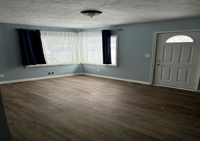 Photo 3 of Sale Pending at 912 Den Hertog St, Wyoming, MI 49509 | MLS# 70513462 | Listing updated on 2026-02-04