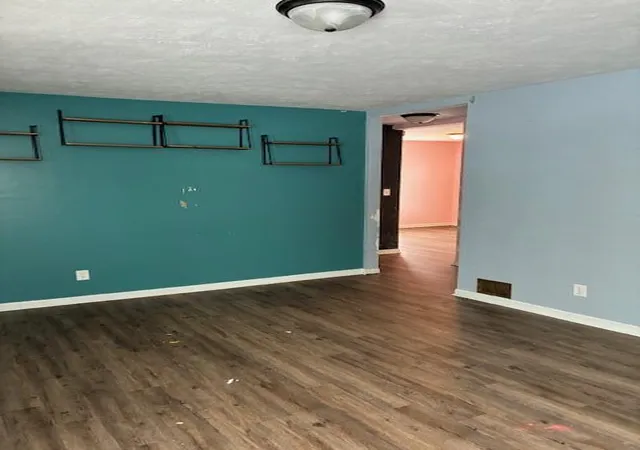 Photo 3 of Sale Pending at 912 Den Hertog St, Wyoming, MI 49509 | MLS# 70513462 | Listing updated on 2026-02-04