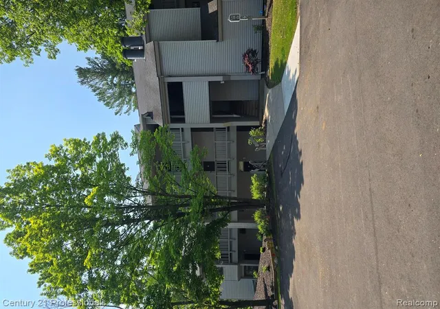 Homes for sale in Williamsburg, MI | 5714 Creeks Crossing, Williamsburg, MI 49690 | MLS# 60991041