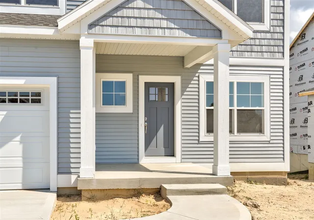 Photo 4 of Sale Pending at 3760 Elderberry Dr #257, Holland, MI 49424 | MLS# 70491730 | Listing updated on 2025-11-19