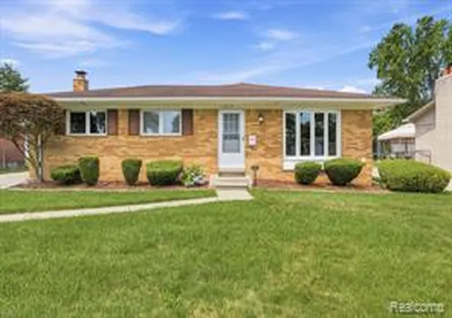 Homes for sale in Sterling Heights, MI | 37717 Badger Dr, Sterling Heights, MI 48312 | MLS# 61010069