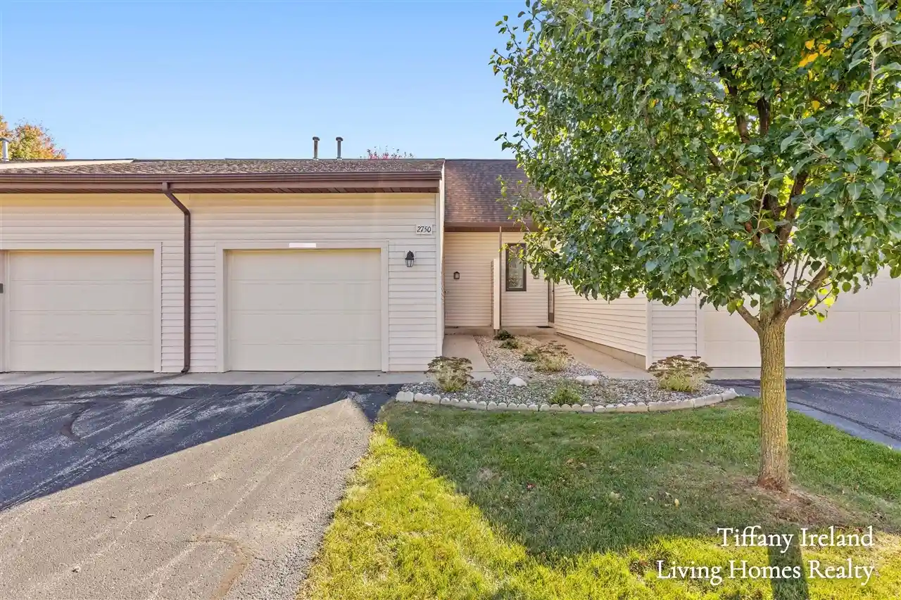 Listing Photo 1 - Condo for sale in 2750 Stonebluff Dr located at 2750 Stonebluff Dr, Wyoming, MI 49519 - Unit 2750 Stonebluff Dr