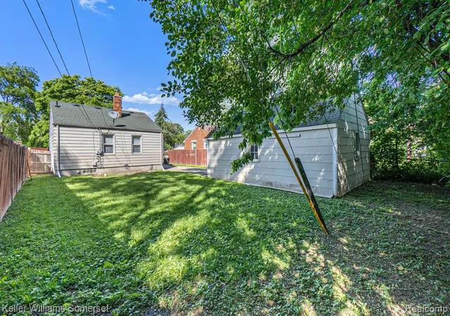 15th image of 19446 Washtenaw St, Harper Woods, MI 48225 | MLS# 60969519