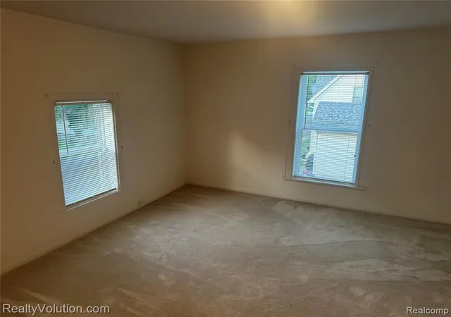 Photo 5 of Sale Pending at 727 W Park St, Lapeer, MI 48446 | MLS# 61007727 | Listing updated on 2026-08-13