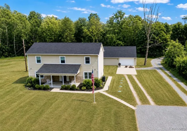 Photo 1 of Single family home for sale at 6537 Pardee Rd, Taylor, MI 48180 1739 | MLS# 61001240 | Listing updated on 2026-09-17