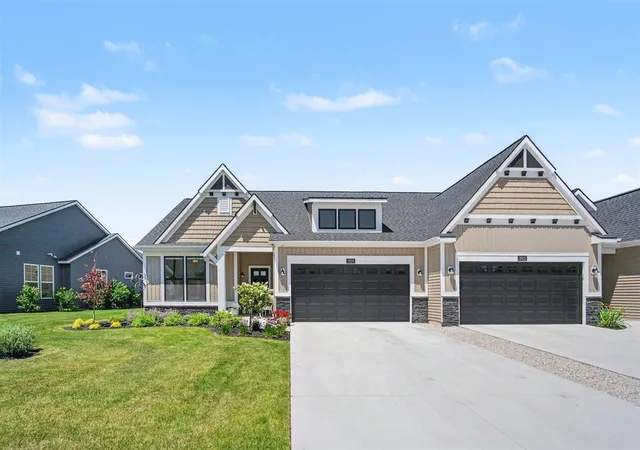 Homes for sale in Belmont, MI | 2929 Isle Grand Dr #11, Belmont, MI 49306 | MLS# 70543772