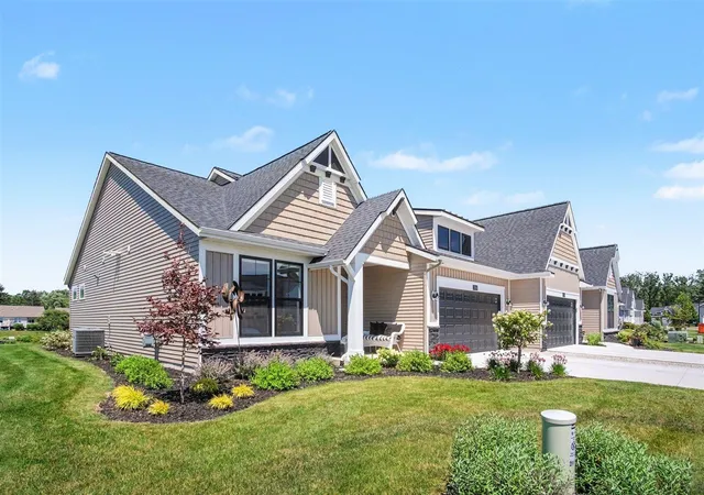 Homes for sale in Belmont, MI | 2929 Isle Grand Dr #11, Belmont, MI 49306 | MLS# 70543772