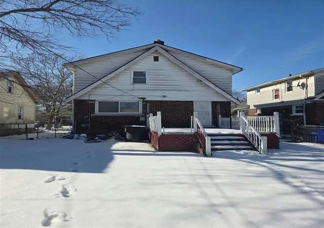 Photo 2 of Single family home for sale at 9124 Manor, Detroit, MI 48204 | MLS# 70554335 | Listing updated on 2026-08-25