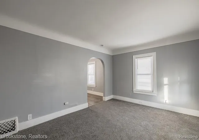 Photo 5 of Single family home for sale at 54 Hudson Ave, Pontiac, MI 48342 | MLS# 61013079 | Listing updated on 2026-07-22