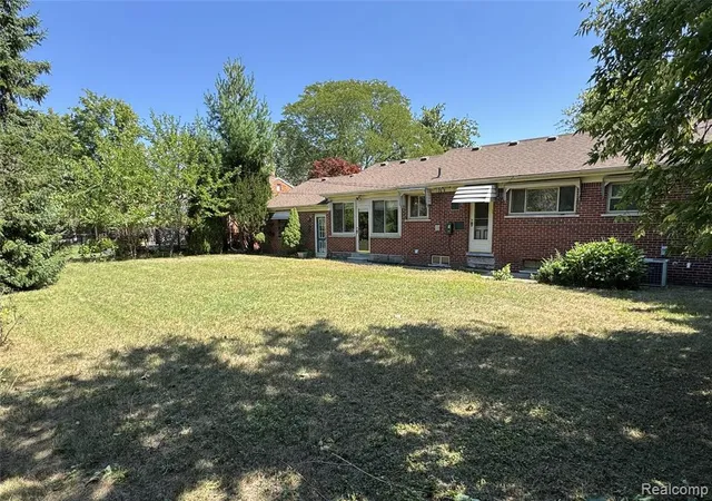 Photo 31 of Single family home for sale at 18947 Whitby St, Livonia, MI 48152 3035 | MLS# 61025681 | Listing updated on 2026-08-29