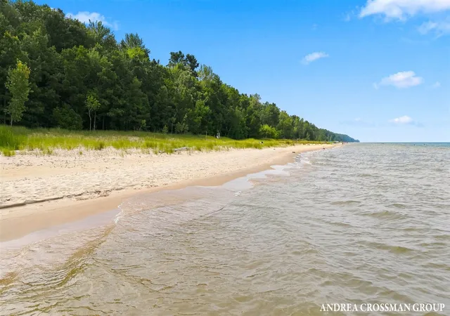 2nd image of 5045 N Ridge Rd, Pentwater, MI 49449 | MLS# 70551413