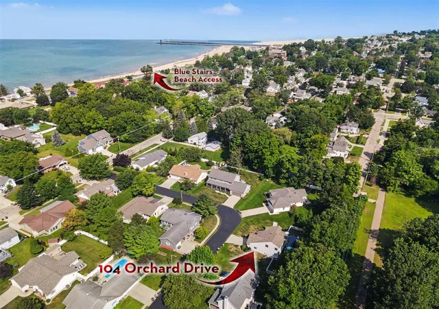 Photo 3 of Single family home for sale at 104 Orchard Dr, South Haven, MI 49090 | MLS# 70554038 | Listing updated on 2026-08-26