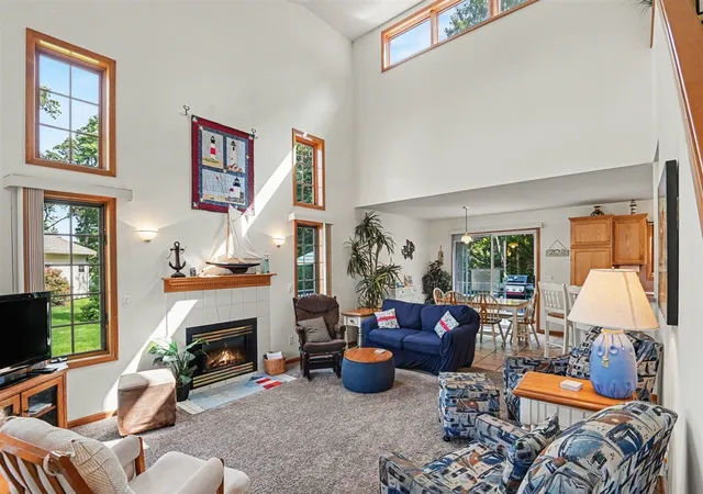 Photo 4 of Single family home for sale at 104 Orchard Dr, South Haven, MI 49090 | MLS# 70554038 | Listing updated on 2026-08-26